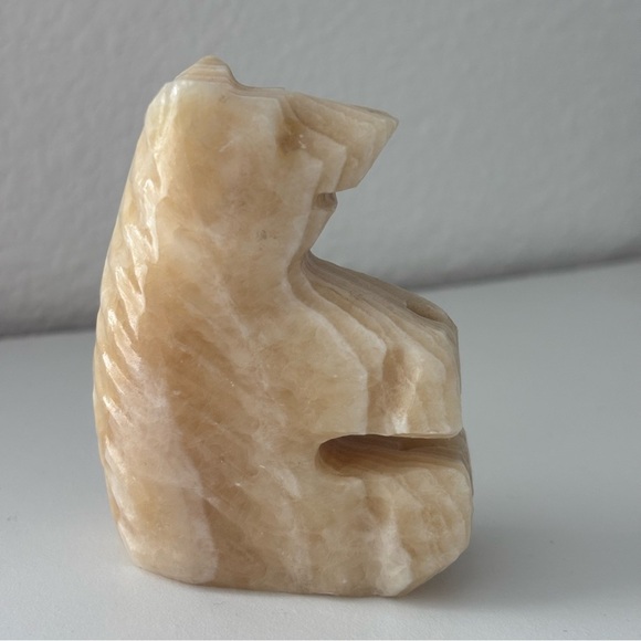 Onyx Carved Bear Banded Calcite Natural Stone Layered Gemstone Rock Crystal - Picture 6 of 9